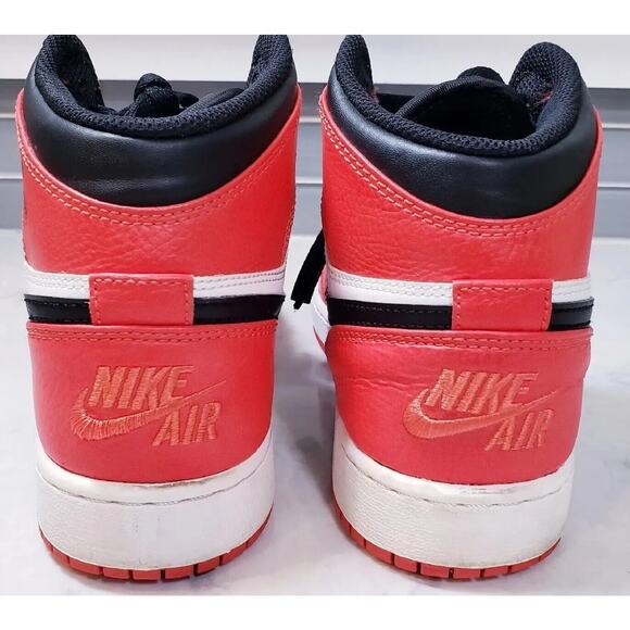 Nike Air Jordan 1 Retro High Rare Air Max Youth Sz. 5.5 Red & Black 705300-800 - Picture 7 of 16